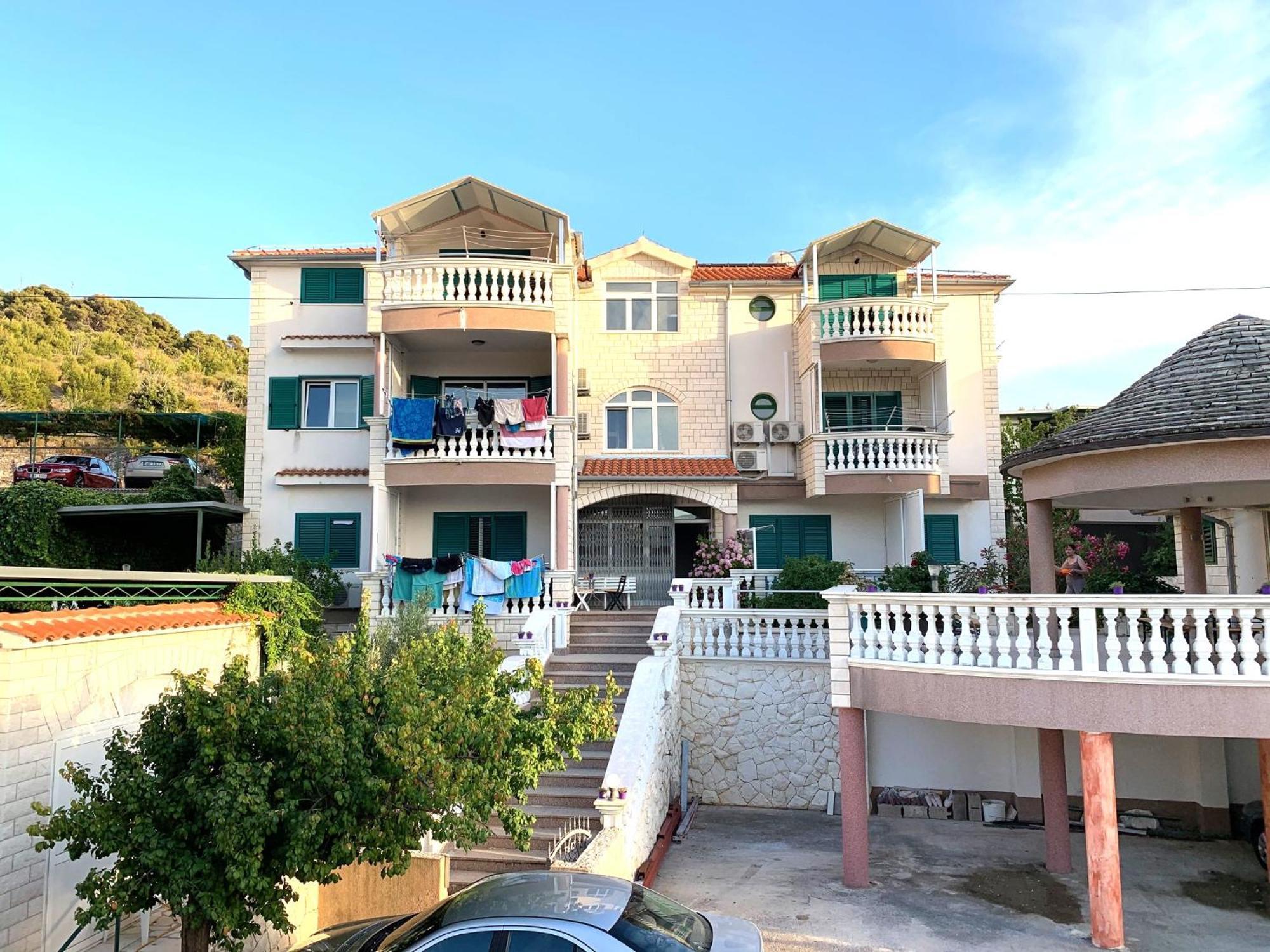 Apartments Bilo - Jela & Ivan Dolac Luaran gambar