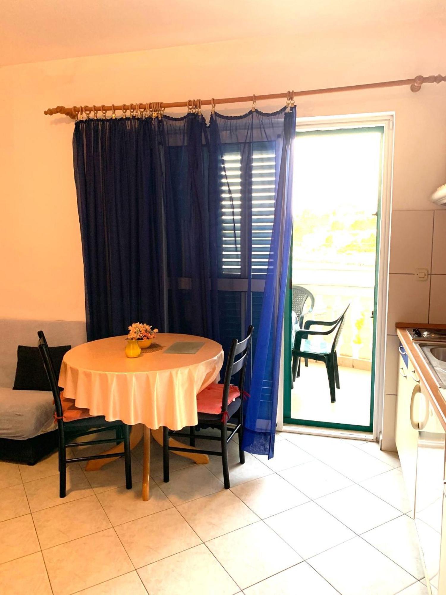 Apartments Bilo - Jela & Ivan Dolac Luaran gambar